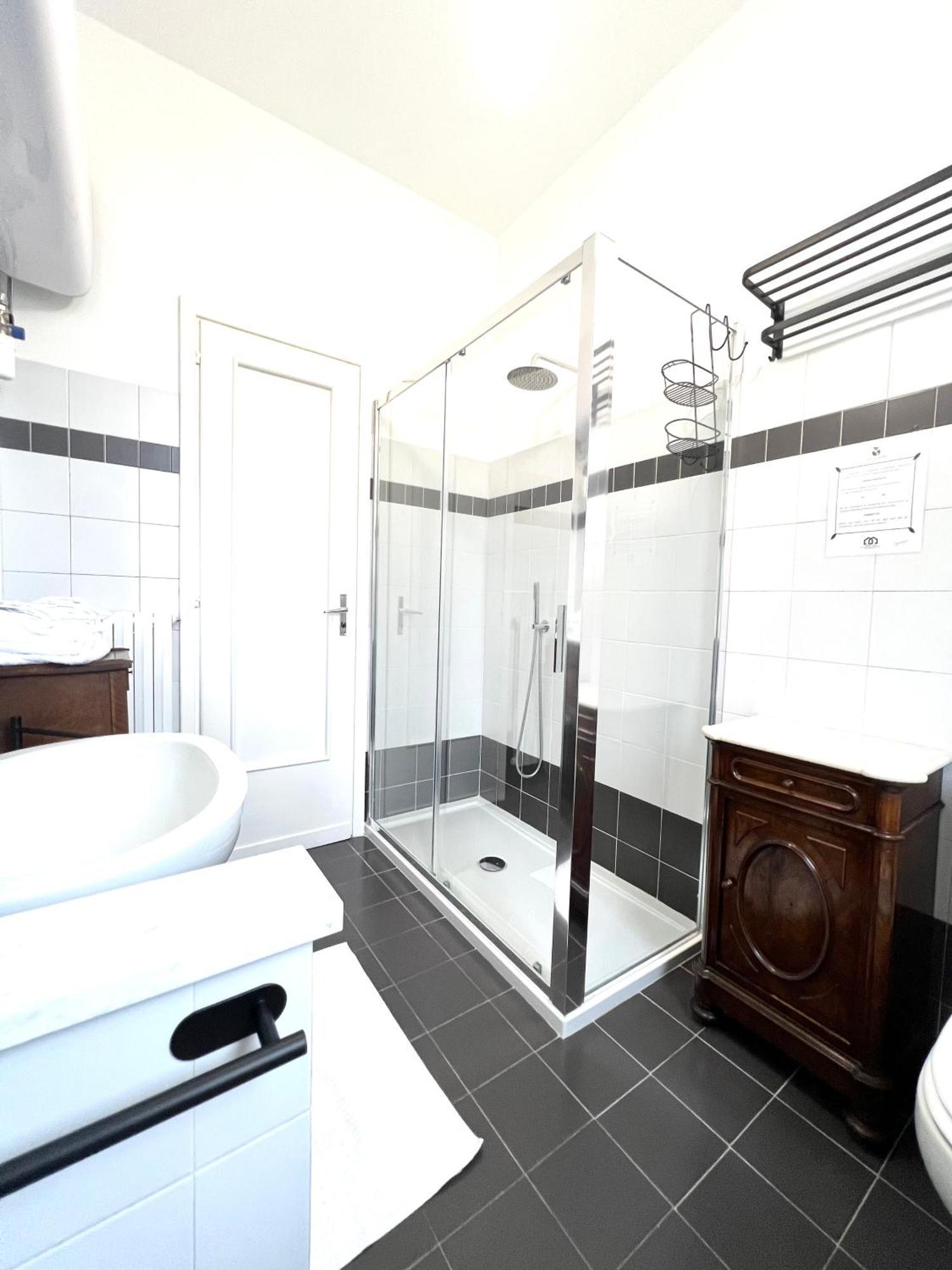 Comecasa Near Piazza Vittorio 2 Bedrooms تورينو المظهر الخارجي الصورة